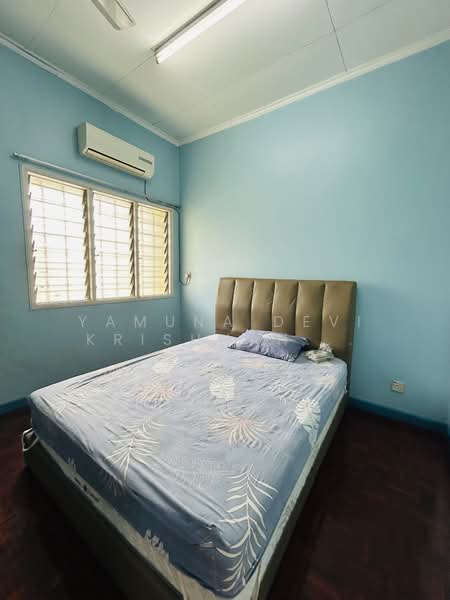 2-storey Terraced House for Rent in Usj 11 (Subang Jaya) - Yamuna Devi Krishnan Kutty - Bedroom - PropertyGuru.com.my