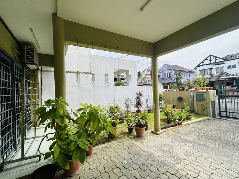2-storey Terraced House for Rent in Usj 11 (Subang Jaya) - Yamuna Devi Krishnan Kutty - Exterior - PropertyGuru.com.my