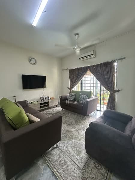 2-storey Terraced House for Rent in Usj 11 (Subang Jaya) - Yamuna Devi Krishnan Kutty - Living Room - PropertyGuru.com.my