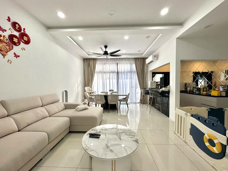 Cluster House for Sale in Iskandar Puteri (Nusajaya) (Johor) - Finn Aw - Living Room - PropertyGuru.com.my
