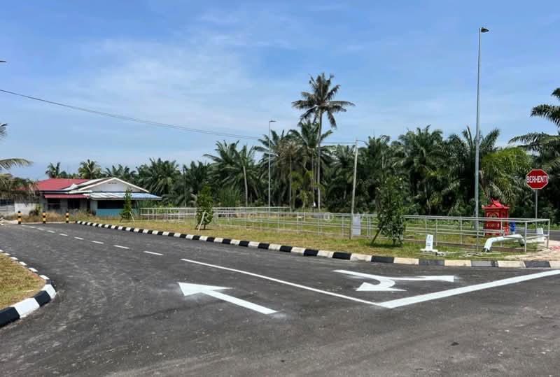 Semi-Detached House for Sale in Kuala Selangor (Selangor) - Eric How - Exterior - PropertyGuru.com.my