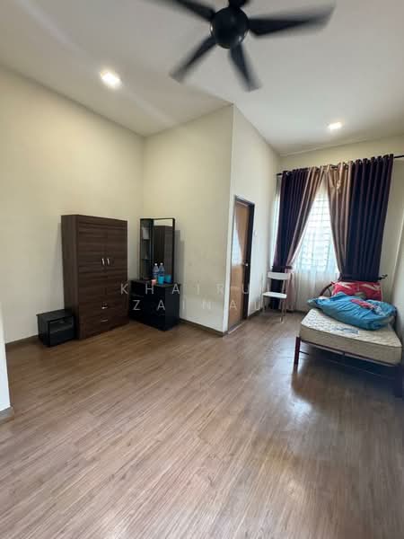 Semi-Detached House for Sale in Dengkil (Selangor) - Khairul Zainal - Bedroom - PropertyGuru.com.my