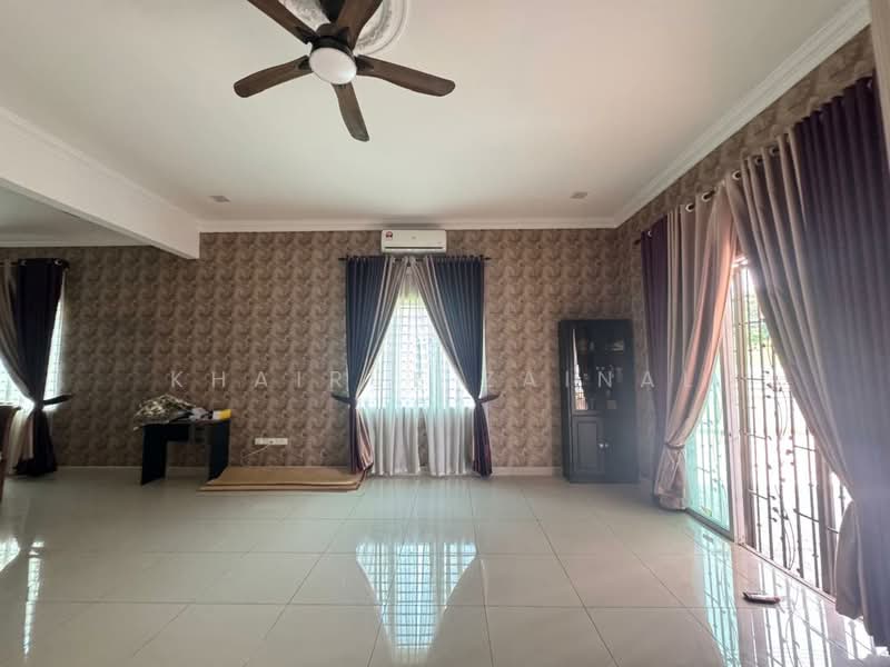 Semi-Detached House for Sale in Dengkil (Selangor) - Khairul Zainal - Living Room - PropertyGuru.com.my