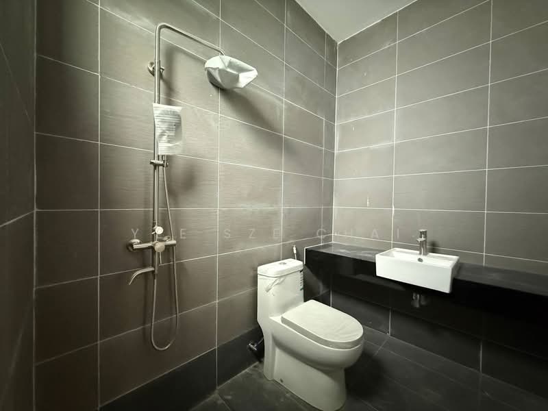 Rumah Berkembar untuk Disewa di Riam (Miri) - Yee Sze Chai - PropertyGuru.com.my