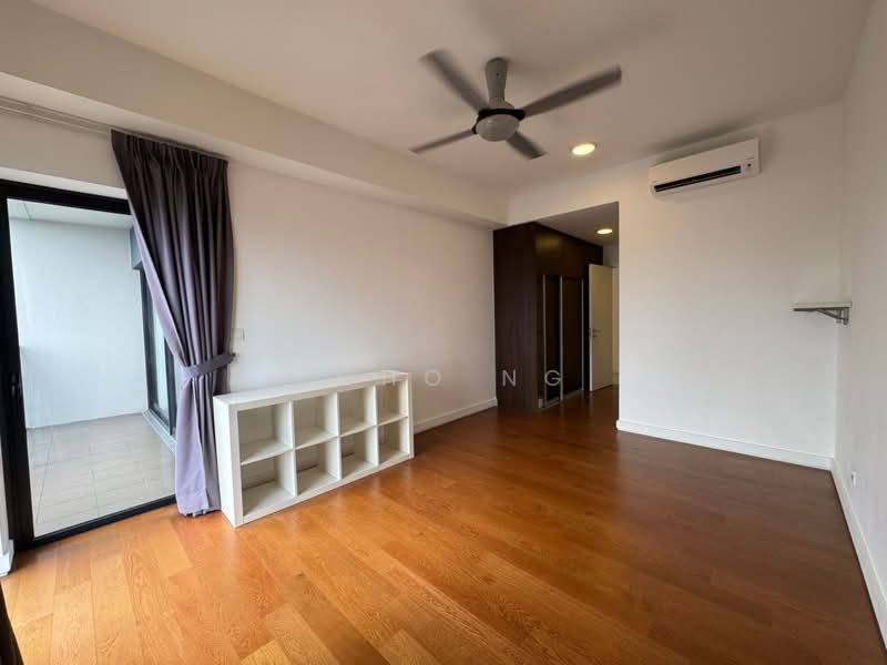 Kondominium untuk Dijual di Westside Three - Echo Ng - Balcony - PropertyGuru.com.my