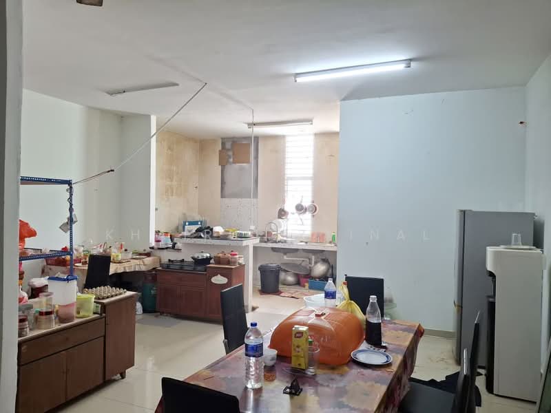 Rumah Teres 2 Tingkat untuk Dijual di Kajang (Selangor) - Khairul Zainal - Kitchen - PropertyGuru.com.my