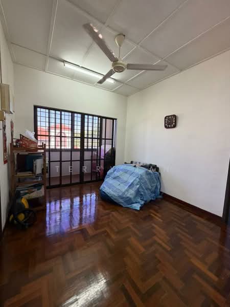 2-storey Terraced House for Sale in Taman Pelangi Indah (Ulu Tiram) - Terry Tan - Living Room - PropertyGuru.com.my
