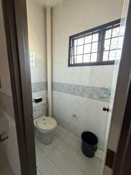 2-storey Terraced House for Sale in Taman Pelangi Indah (Ulu Tiram) - Terry Tan - Bathroom - PropertyGuru.com.my