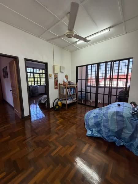 2-storey Terraced House for Sale in Taman Pelangi Indah (Ulu Tiram) - Terry Tan - Living Room - PropertyGuru.com.my
