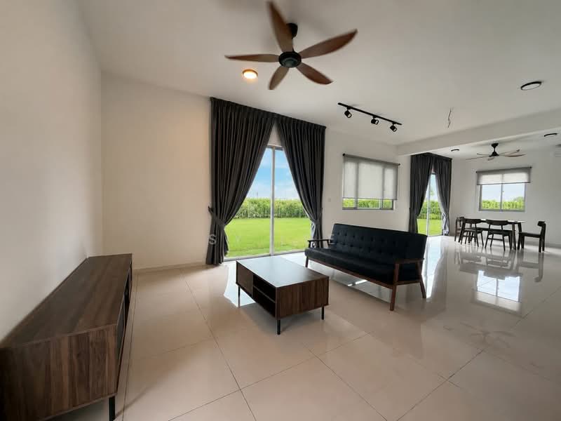 2-storey Terraced House for Rent in Bandar Gamuda Cove (Dengkil) - SY Lee - Living Room - PropertyGuru.com.my