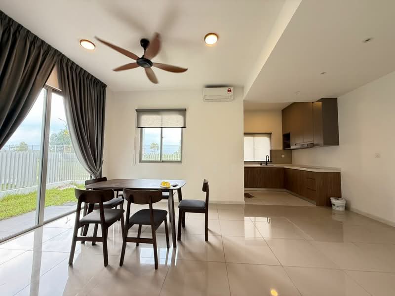 2-storey Terraced House for Rent in Bandar Gamuda Cove (Dengkil) - SY Lee - Dining Room - PropertyGuru.com.my