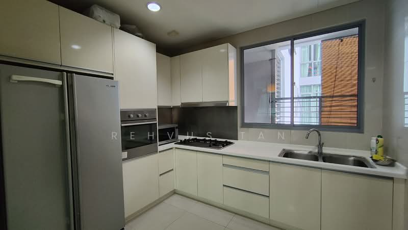 Kondominium untuk Disewa di Hampshire Residences - Rehvus Tan - Kitchen - PropertyGuru.com.my