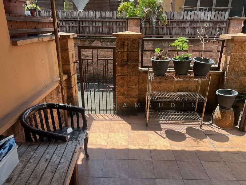 2-storey Terraced House for Rent in Bukit Jelutong (Shah Alam) - Asman Samsudin - Exterior - PropertyGuru.com.my