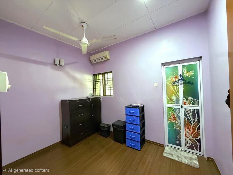 2-storey Terraced House for Sale in Taman Tun Perak (Rawang) - LEON WONG - Bedroom - PropertyGuru.com.my