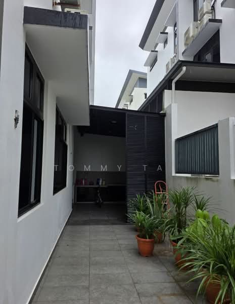 Semi-Detached House for Sale in Taman Nusa Sentral (Iskandar Puteri (Nusajaya)) - Tommy Tai - Exterior - PropertyGuru.com.my