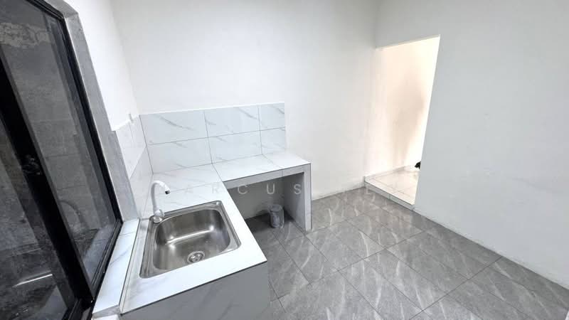 2-storey Terraced House for Sale in Kulai (Johor) - Marcus Tey - Kitchen - PropertyGuru.com.my