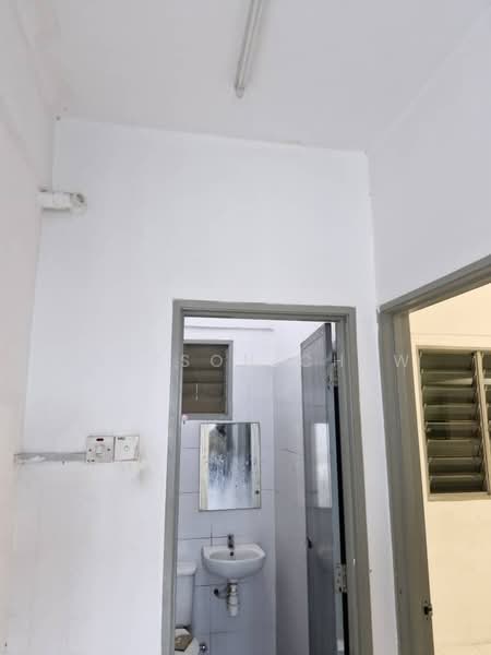 Apartment for Sale at The Rise Collection 2 - Alisson Chew - Bathroom - PropertyGuru.com.my