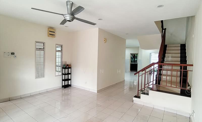 Rumah Teres 2 Tingkat untuk Dijual di Taman Tasik Prima (Puchong) - Kevin Ho - Living Room - PropertyGuru.com.my
