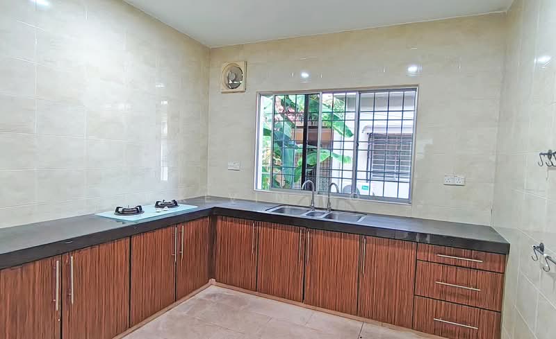 Rumah Teres 2 Tingkat untuk Dijual di Taman Tasik Prima (Puchong) - Kevin Ho - Kitchen - PropertyGuru.com.my