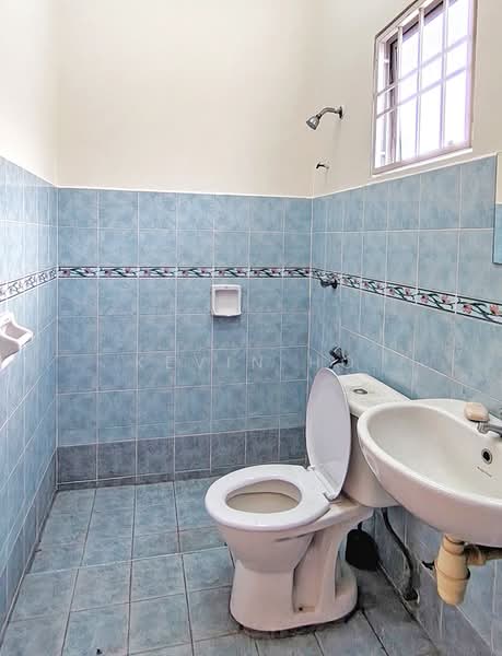 Rumah Teres 2 Tingkat untuk Dijual di Taman Tasik Prima (Puchong) - Kevin Ho - Bathroom - PropertyGuru.com.my