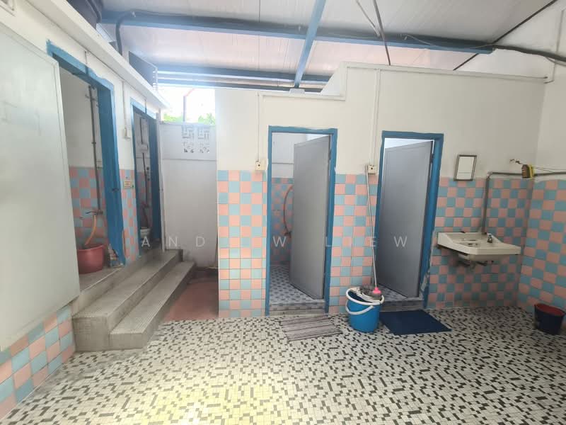 Kedai / Pejabat untuk Dijual di George Town (Penang) - Andrew Liew - Bathroom - PropertyGuru.com.my