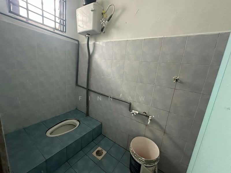 2-storey Terraced House for Sale in Gelang Patah (Johor) - Finn Aw - Bathroom - PropertyGuru.com.my