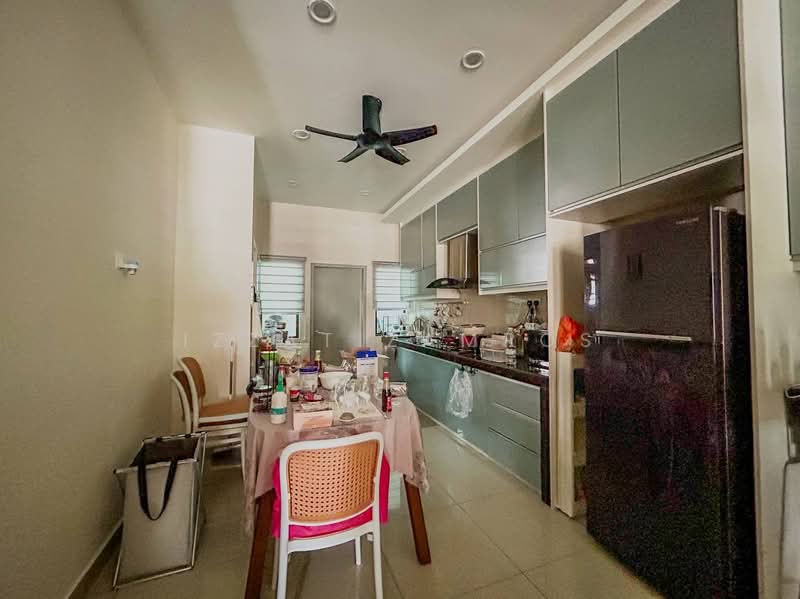 Rumah Teres 2 Tingkat untuk Dijual di Sepang (Selangor) - Izzat Zamros - Kitchen - PropertyGuru.com.my