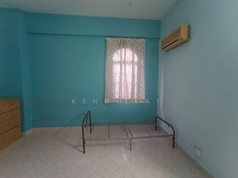 Kondominium untuk Disewa di Flora Green - Kenny Lai - Bedroom - PropertyGuru.com.my