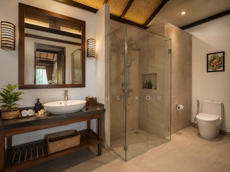 Commercial Land for Sale in Kampung Seelong Jaya (Senai) - Seamus Kor - Bathroom - PropertyGuru.com.my