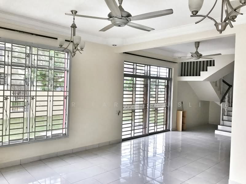 2-storey Terraced House for Sale in Setia Tropika (Johor Bahru) - Amir Faris Rusli - Living Room - PropertyGuru.com.my