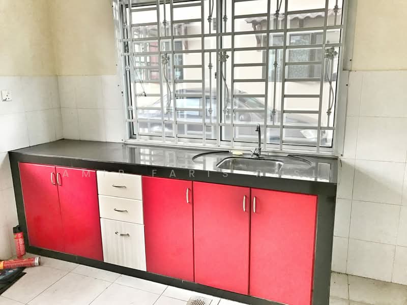 2-storey Terraced House for Sale in Setia Tropika (Johor Bahru) - Amir Faris Rusli - Kitchen - PropertyGuru.com.my