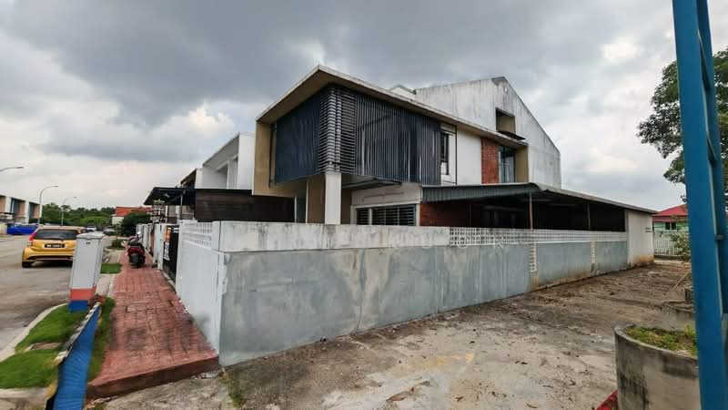 2-storey Terraced House for Sale in Puchong (Selangor) - Alice Kuon - Exterior - PropertyGuru.com.my