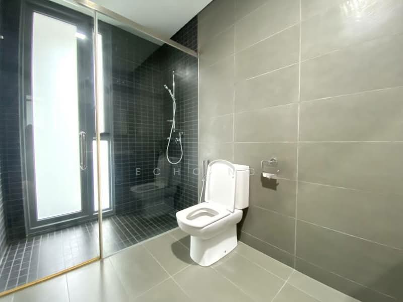 Condominium for Rent at The Breezeway - Echo Ng - Bathroom - PropertyGuru.com.my
