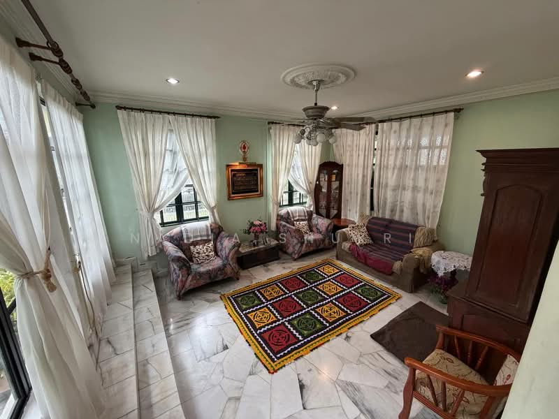 Rumah Teres 2 Tingkat untuk Dijual di Taman TTDI Jaya (Shah Alam) - Nadia Shukri - Living Room - PropertyGuru.com.my