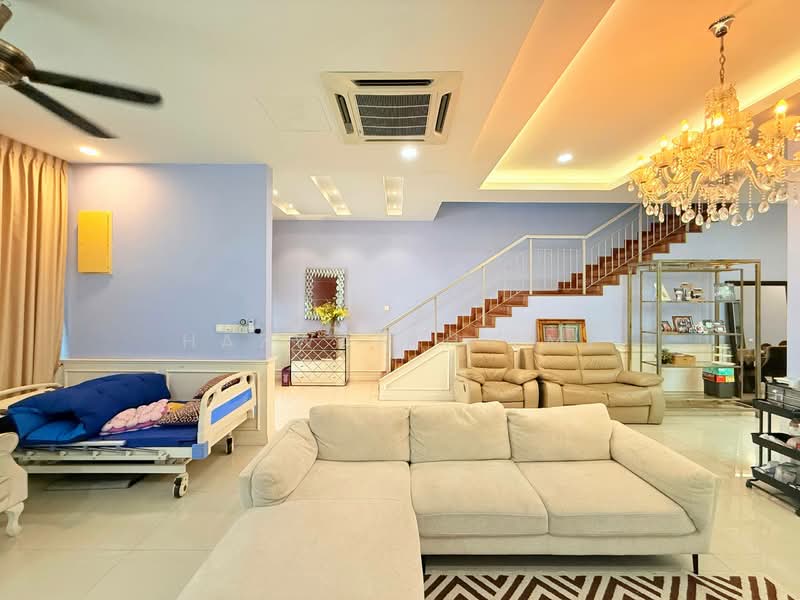 Rumah Teres 2 Tingkat untuk Dijual di Denai Alam (Shah Alam) - Hazwan Hilmi - Living Room - PropertyGuru.com.my