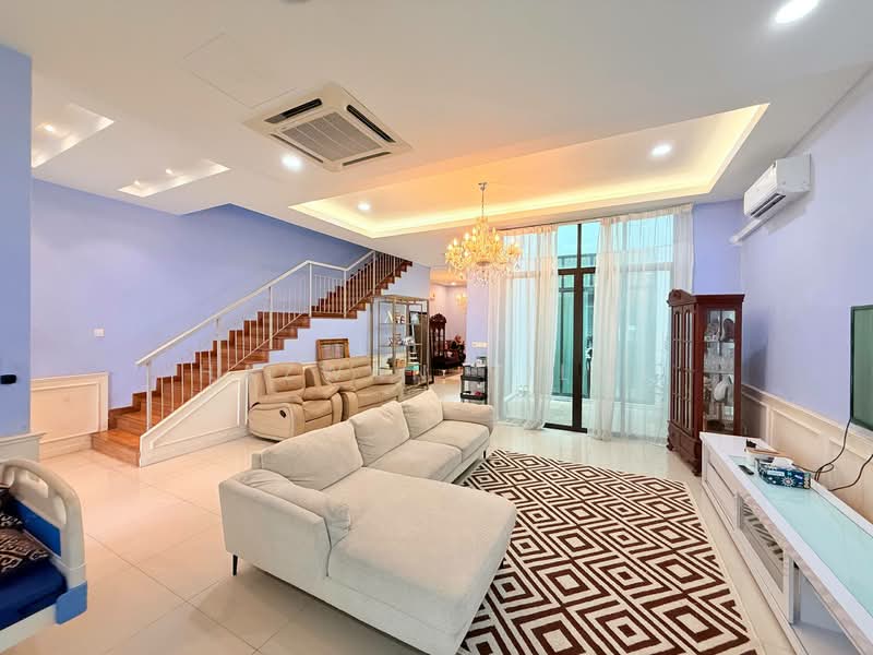 Rumah Teres 2 Tingkat untuk Dijual di Denai Alam (Shah Alam) - Hazwan Hilmi - Living Room - PropertyGuru.com.my