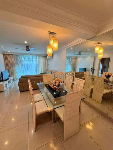 Servis Apartment untuk Dijual di SuriaMas Suites - Finn Aw - Living Room - PropertyGuru.com.my