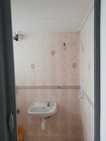 Apartment for Sale at Aman Satu - Steven Ng - Bathroom - PropertyGuru.com.my