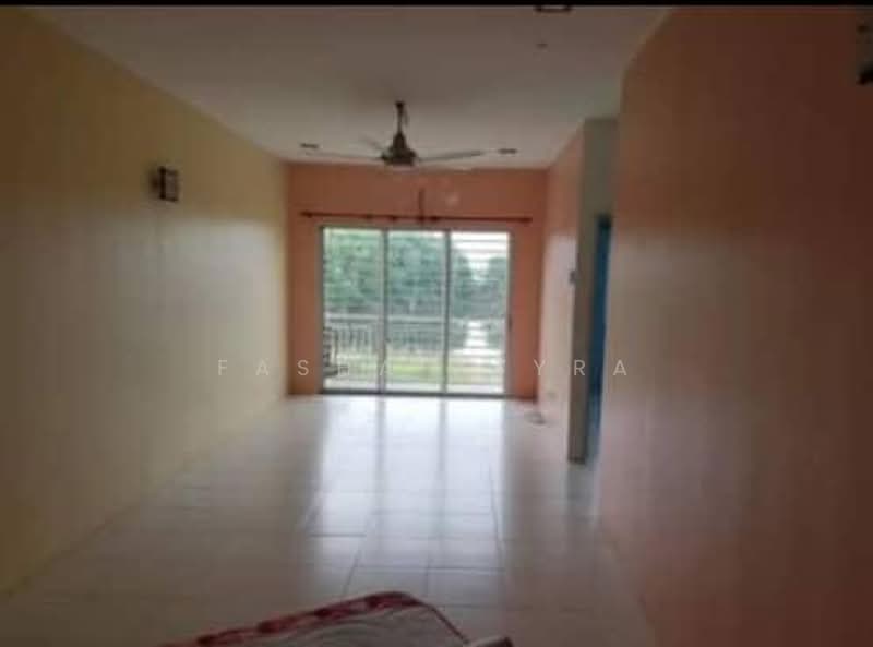 Townhouse for Sale in Taman Putra Perdana (Puchong) - Fasha Atyra - Living Room - PropertyGuru.com.my