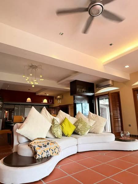 Bungalow for Sale in Batu Ferringhi (Penang) - Jun Ooi - PropertyGuru.com.my