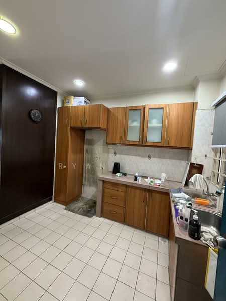 Rumah Bandar untuk Disewa di Taman Lagenda Mas (Cheras) - Ryan Low - Kitchen - PropertyGuru.com.my