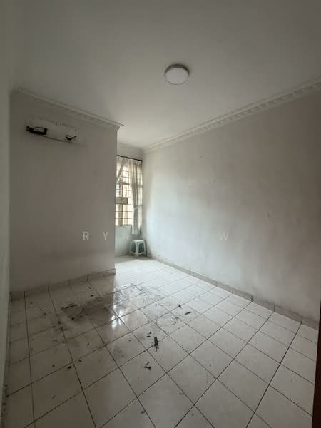 Rumah Bandar untuk Disewa di Taman Lagenda Mas (Cheras) - Ryan Low - Interior - PropertyGuru.com.my