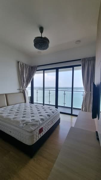 Condominium for Rent at Royal Strand @ Country Garden Danga Bay - Hui Lee - PropertyGuru.com.my