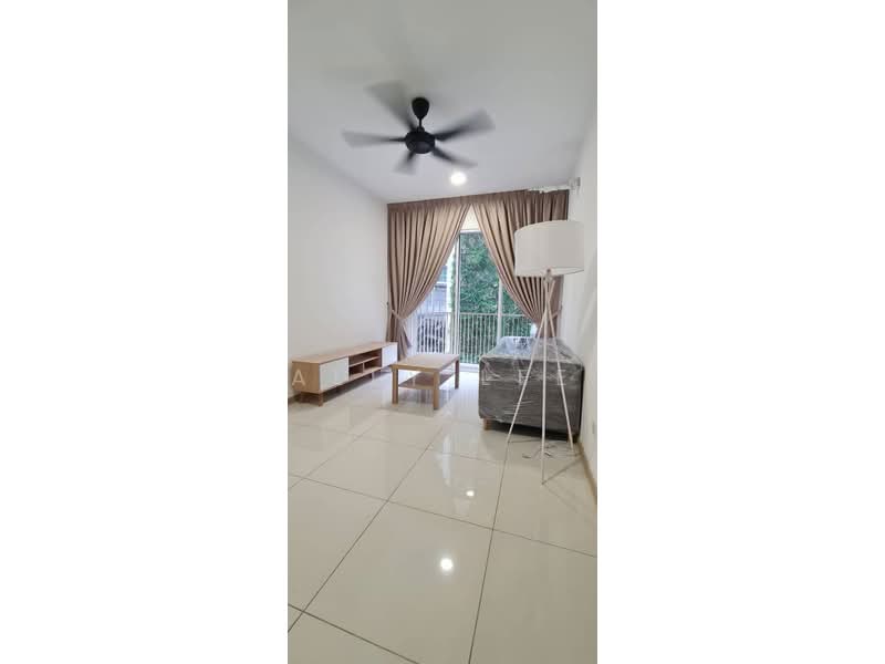 Servis Apartment untuk Disewa di RYAN & MIHO - Ally Lee - Living Room - PropertyGuru.com.my