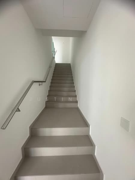 Rumah Teres 2 Tingkat untuk Disewa di Bandar Sri Sendayan (Negeri Sembilan) - Justin Lim - Corridor - PropertyGuru.com.my