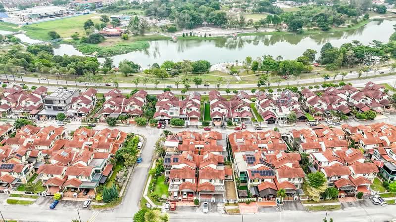 Rumah Berkembar untuk Dijual di Puncak Bangi (Bandar Baru Bangi) - Hazwan Hilmi - Exterior - PropertyGuru.com.my