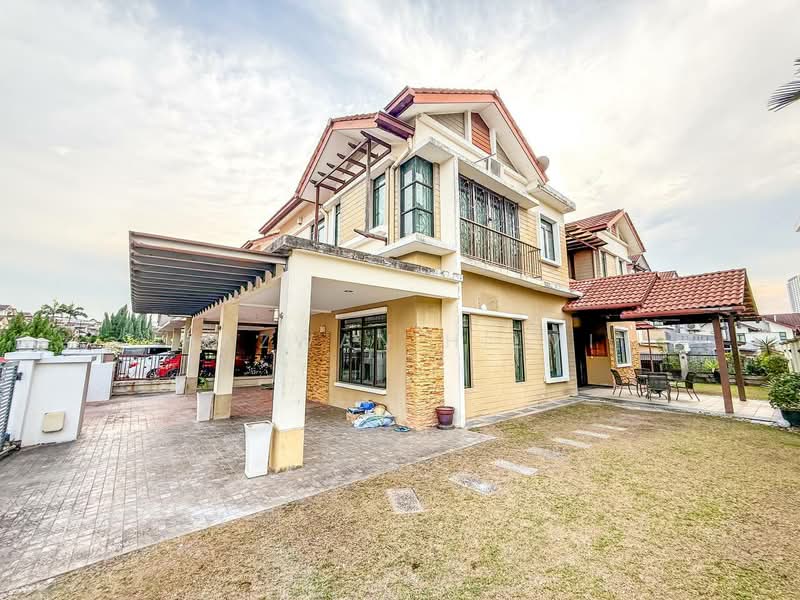 Rumah Berkembar untuk Dijual di Puncak Bangi (Bandar Baru Bangi) - Hazwan Hilmi - Exterior - PropertyGuru.com.my