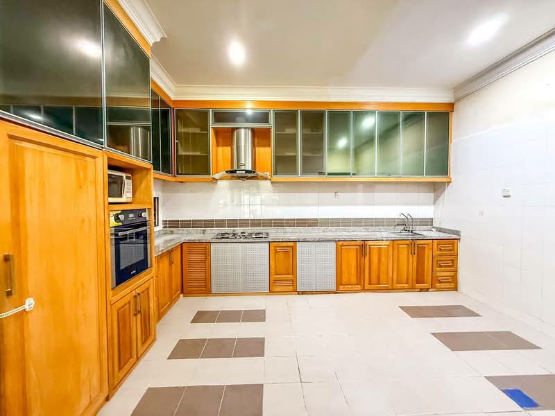 Rumah Berkembar untuk Dijual di Puncak Bangi (Bandar Baru Bangi) - Hazwan Hilmi - Kitchen - PropertyGuru.com.my