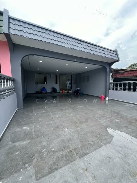 1-storey Terraced House for Sale in Taman Kempas (Tampoi) - Eva Siow - PropertyGuru.com.my