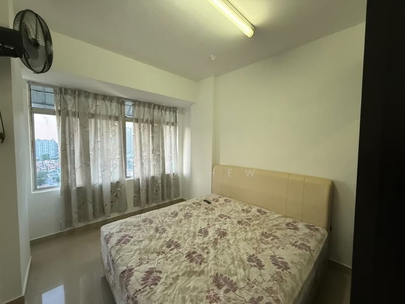 Pangsapuri untuk Dijual di Desa Bistari - Ben Hew - Bedroom - PropertyGuru.com.my